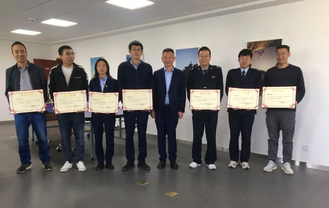多宝网页版_多宝(中国)团委举办“庆五一、迎五四”球类联谊比赛(图3)