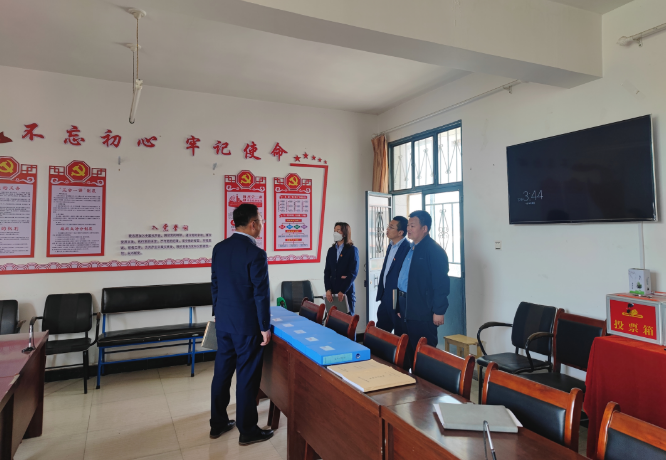 筑起安全墙 照亮乡村路——多宝网页版_多宝(中国)鼎力支持包抓共建村社文明创建工作(图9)